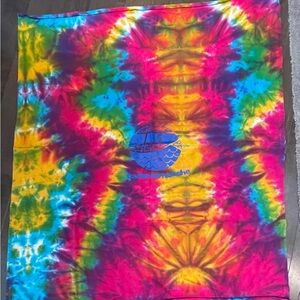 MV Sport Blue and Purple Tie-Dye Fabric camp Metigoshe logo 5’x6’ blanket throw